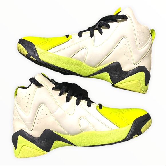 Reebok Other - Reebok Kamikaze II 2 Mid Glow 2013 Yellow Glow In The Dark Shawn Kemp Size 10.5